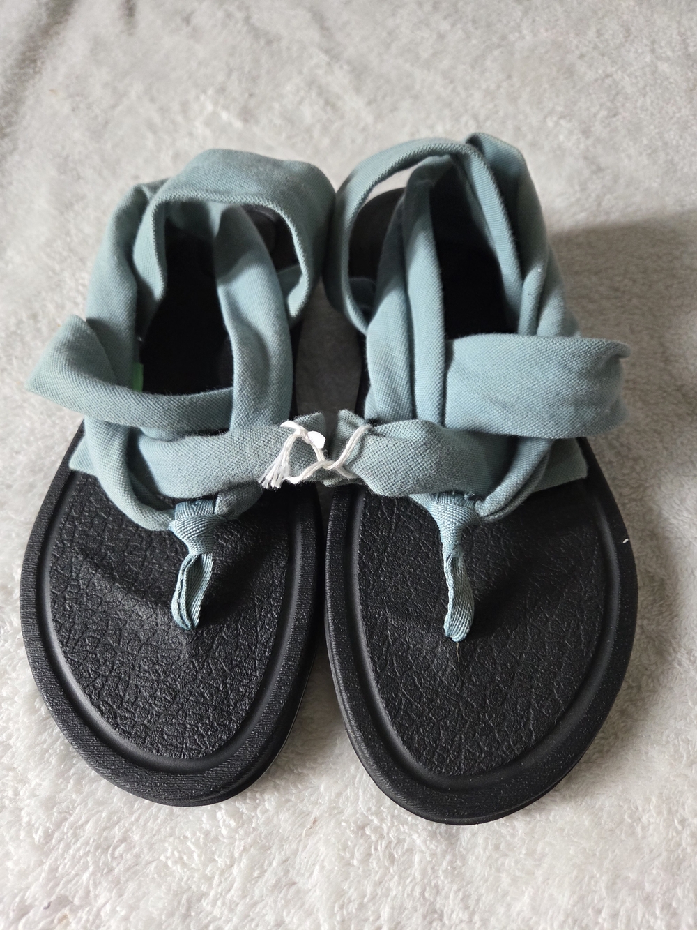 Sanuk Women's Sage Green Fabric Wrap Sandals with Black Footbed
